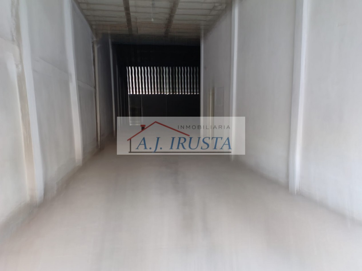 GALPON DE 300M2 + PATIO