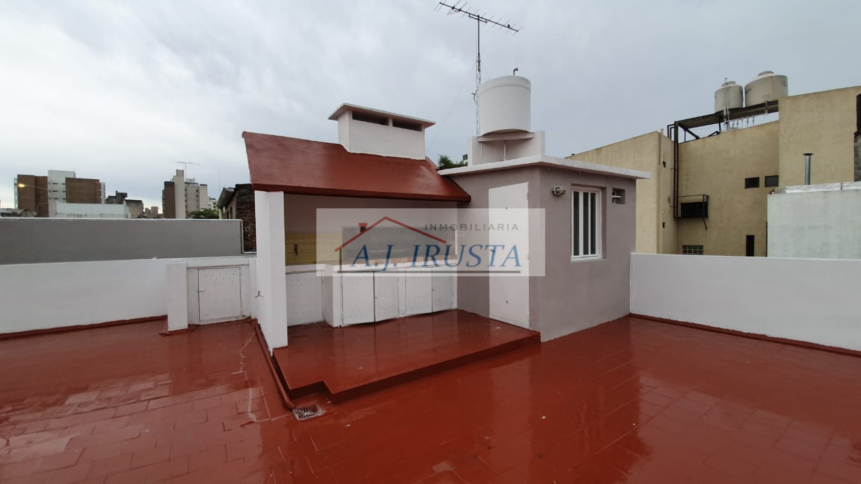 CASA 4 DORMITORIOS
