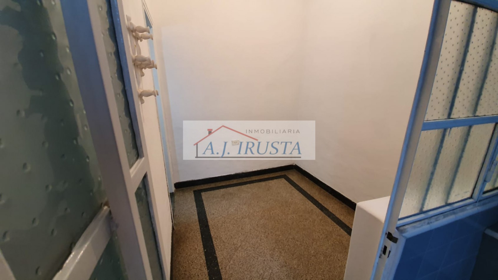 CASA 4 DORMITORIOS